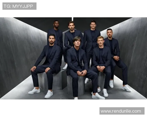 德国足球明星西装魅力展现时尚风采与运动精神的完美结合